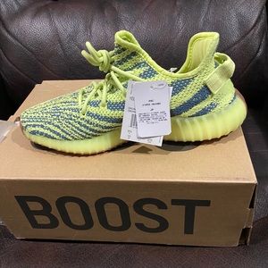 Adidas Yeezy Boost 350/ Men’s